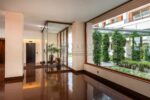 TRILOCALE FINEMENTE RISTRUTTURATO CON TERRAZZO E BOX