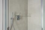 TRILOCALE FINEMENTE RISTRUTTURATO CON TERRAZZO E BOX